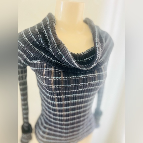 Free People Snowbunny Girlfriend off the shoulder top size med stretchy fabric - Picture 12 of 13